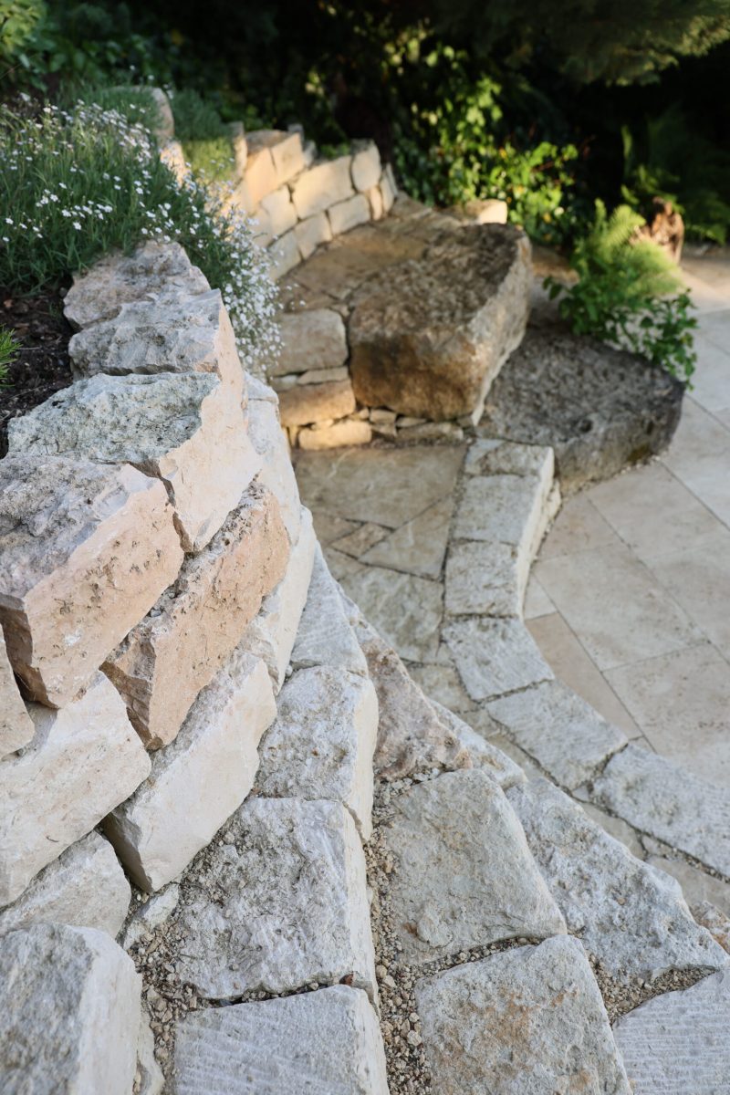 Gartenbau-Arena-fuer-Terassierung-und-als-Sitzlaunch-3-scaled